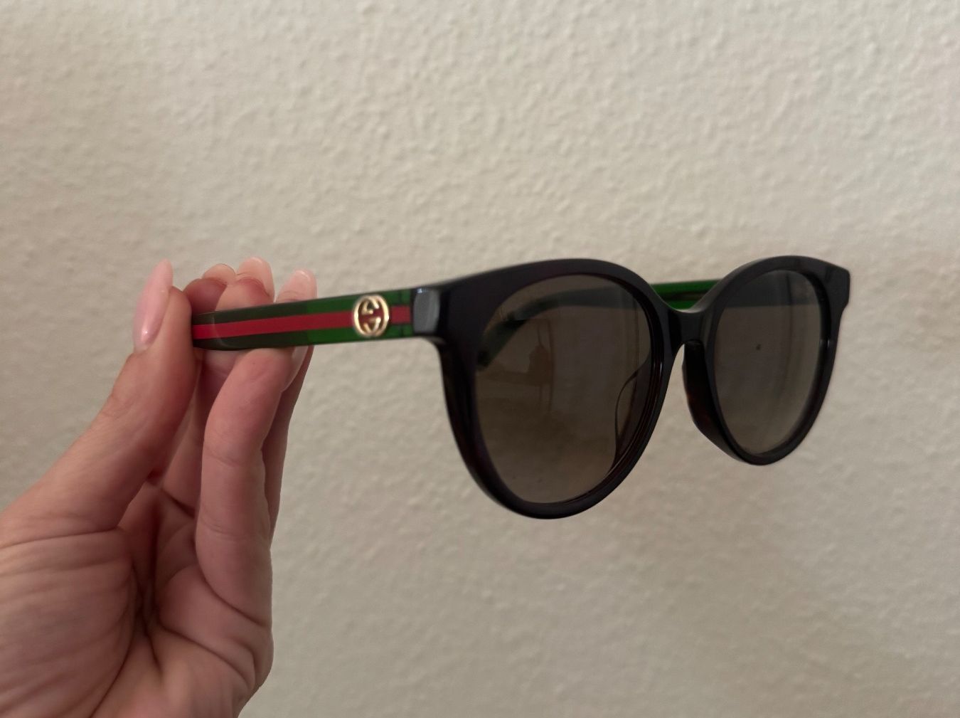Gucci Occhiali & Lenti: Lunettes de soleil GUCCI – Usato da Cologny venduto da mae_9vyd 1