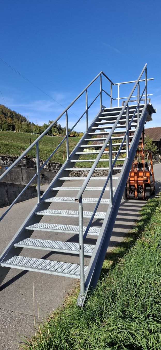 Scale: Treppe mit Podest und Geländer – Usato da Reichenbach i. K. venduto da Wskorpion 2