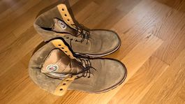 Moncler Wildleder Stiefel Gr. 43