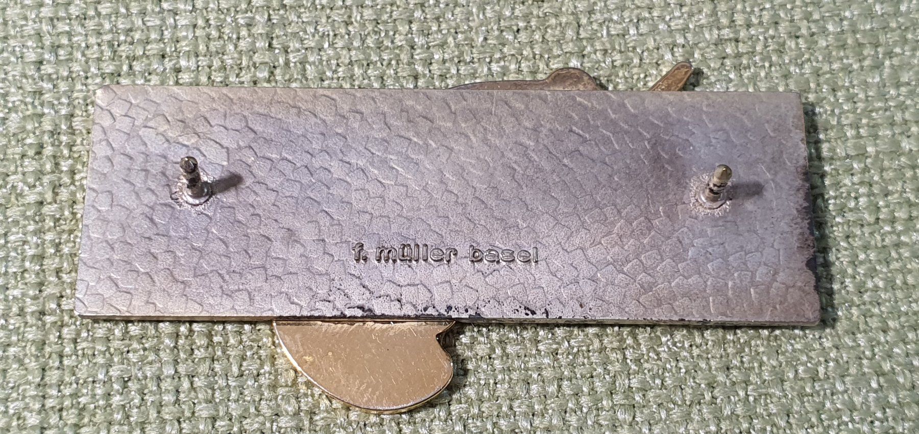 Plaketten & Abzeichen: P217 - Pin Fir e Basler Polizei/Polizey Museum – Gebraucht aus Reinach BL von Boston-Verkauf 1
