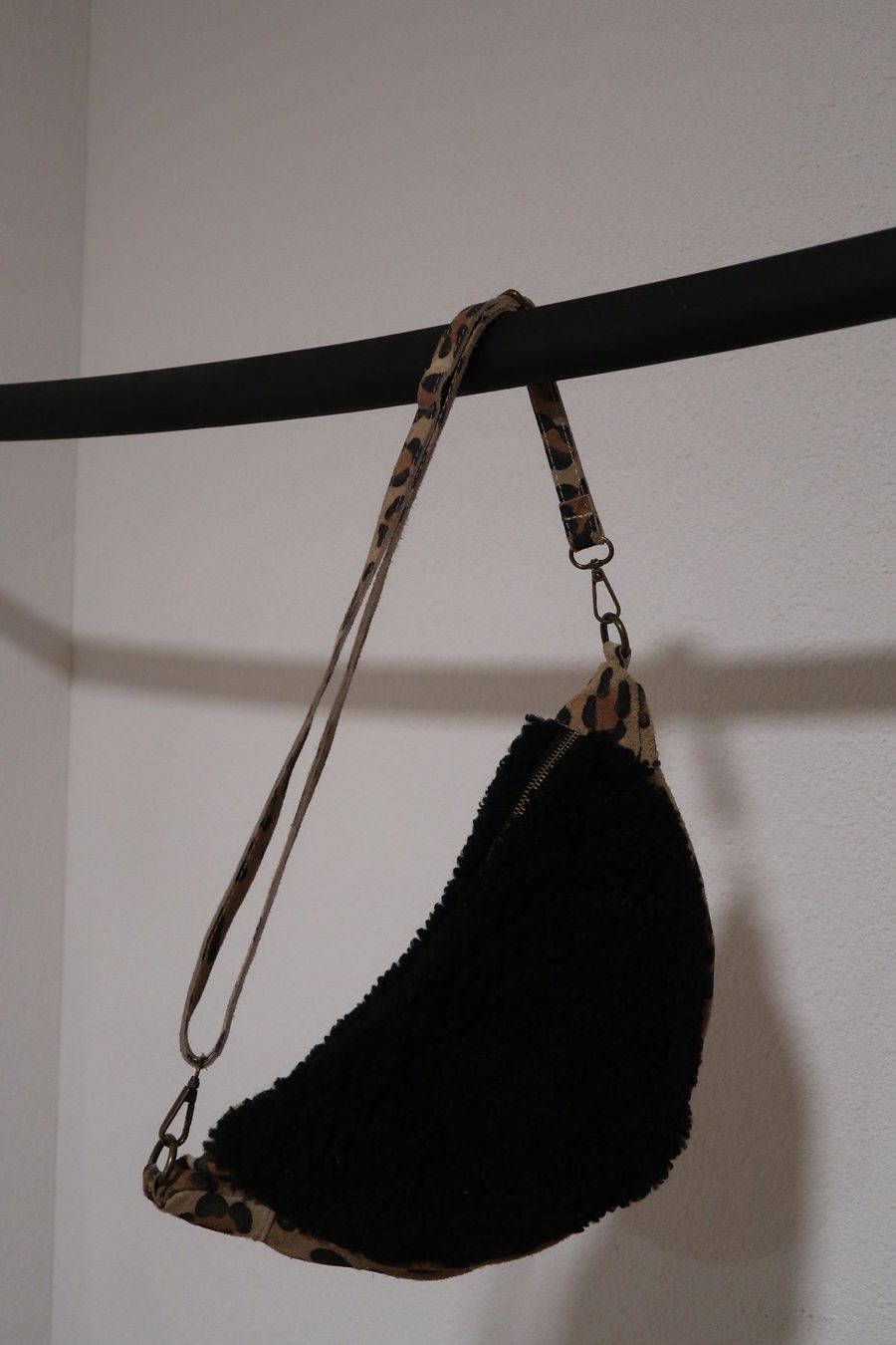 Borse da donna: Leopard Tasche Damen – stylisch – Nuovo (secondo la descrizione) da Vogelsang AG venduto da ilk_7bqb 1