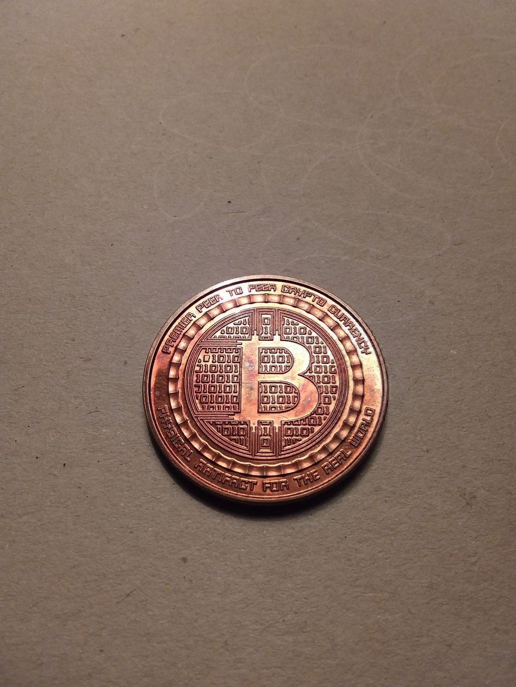 Medaglie: Kupfermedaille Bitcoin 1 oz – Usato da Schwyz venduto da Trofana