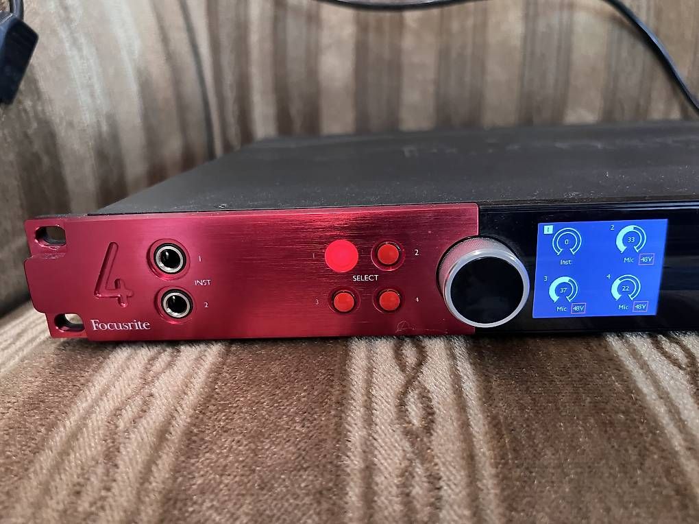 Attrezzatura per studi di registrazione: Focusrite RED 4 pre  – Usato da Schwanden Sigrisw venduto da leumas1975 1