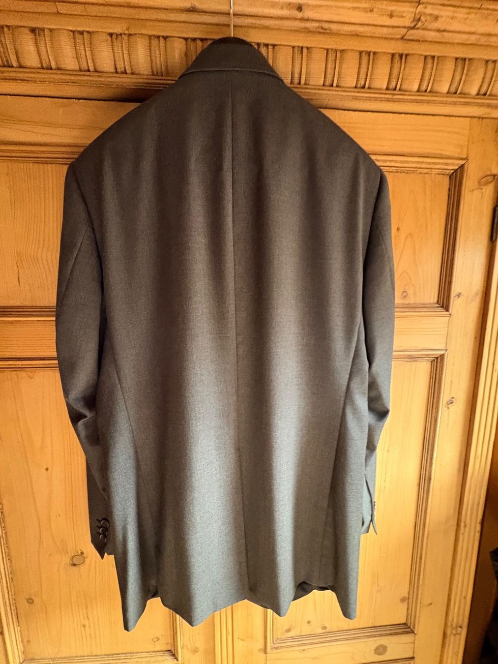Joop Costumes, combinaisons de sport et fonctionnelles: Joop -Anzug Anthrazit Gr. 102 – D'occasion à Arzier-Le Muids par Pharmland 1