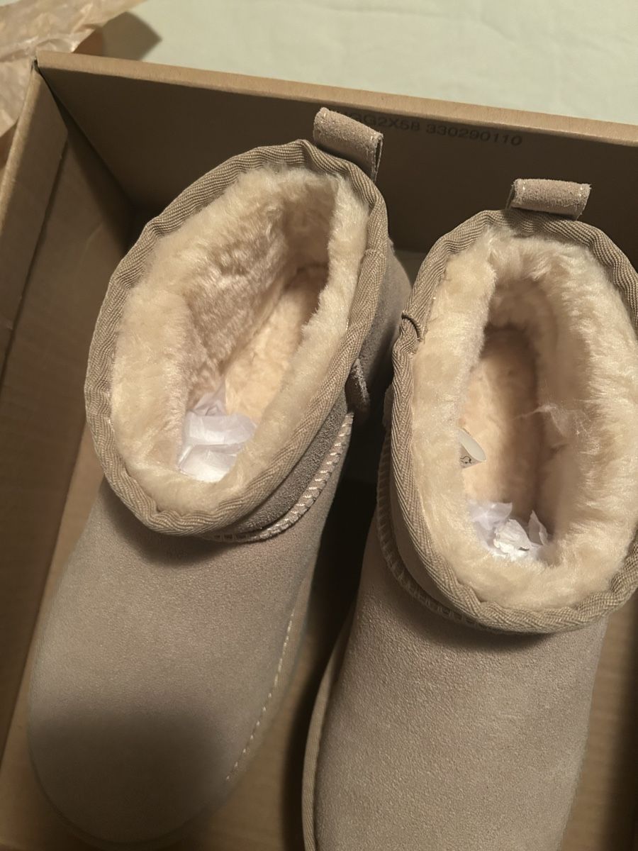 Ugg Scarpe da donna: Uggs Plateau Boots  – Nuovo e nell'imballaggio originale da Zürich venduto da whitelily 4
