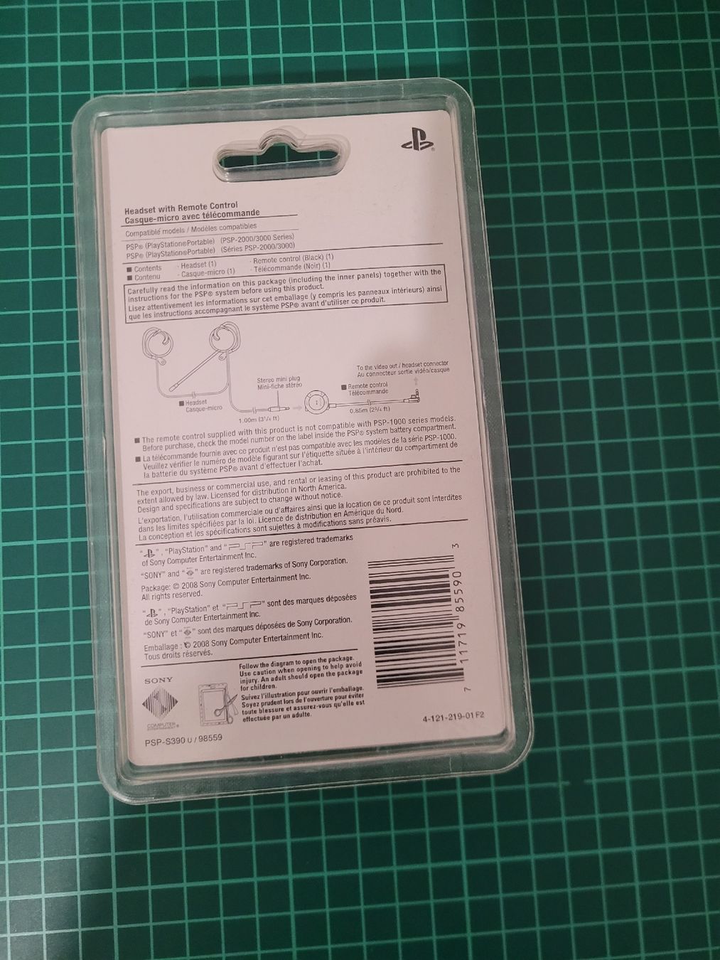 Sony Cuffie: PSP Headset with Remote Control, NEW, Sealed Package! – Usato da Meyrin venduto da Retro-GZ 1