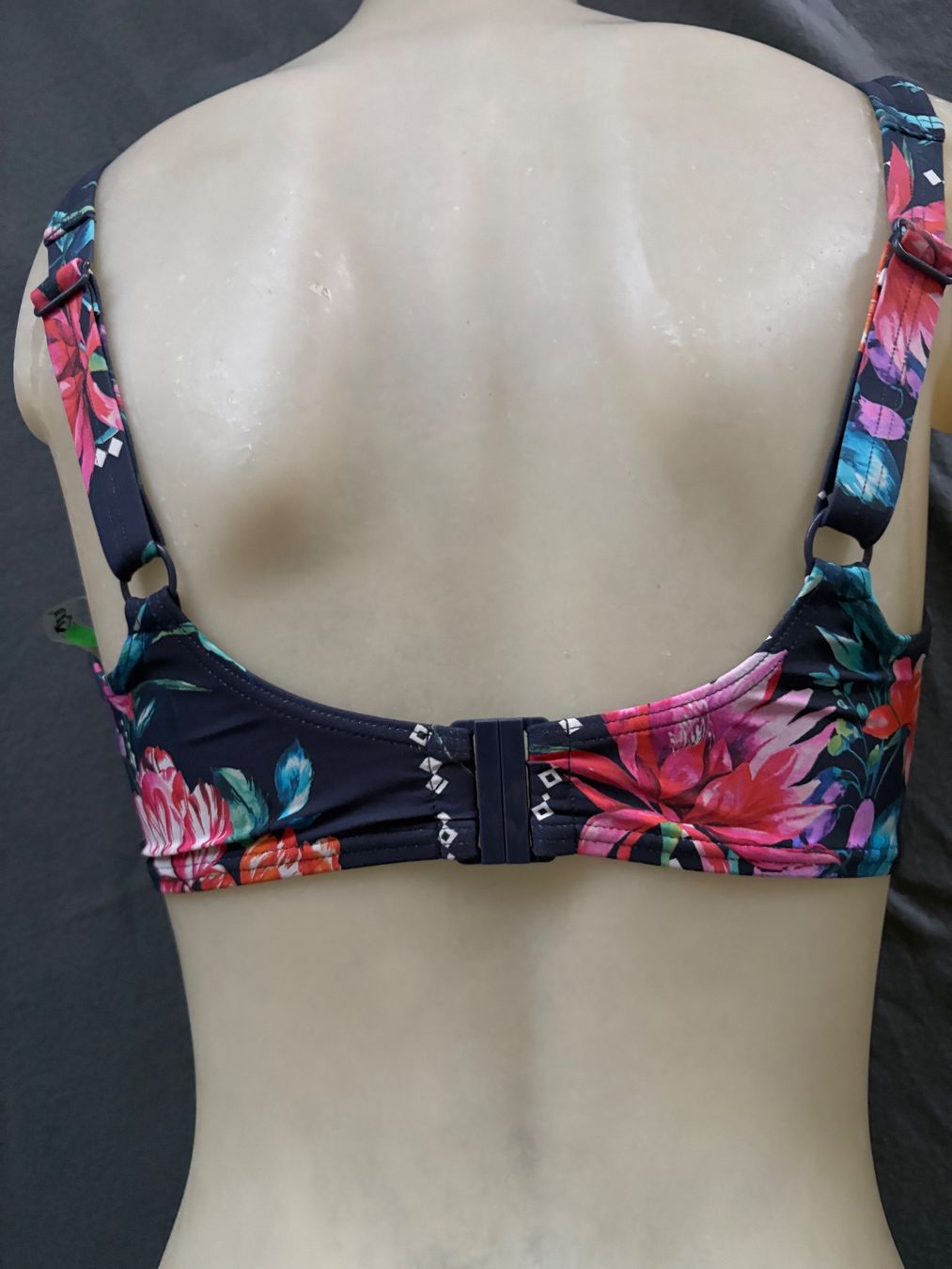 Sunseeker Costumi da bagno & Bikini: SUNSEEKER Bikini gr38 / 38 F – Usato da Niederbipp venduto da fashionfuchs 2