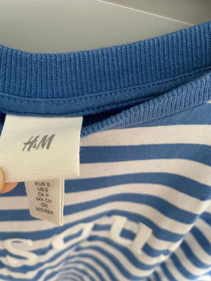 H&M T-Shirts: H&M Damen T-Shirt S Grösse – Gebraucht aus Tägerwilen von makcode09 1