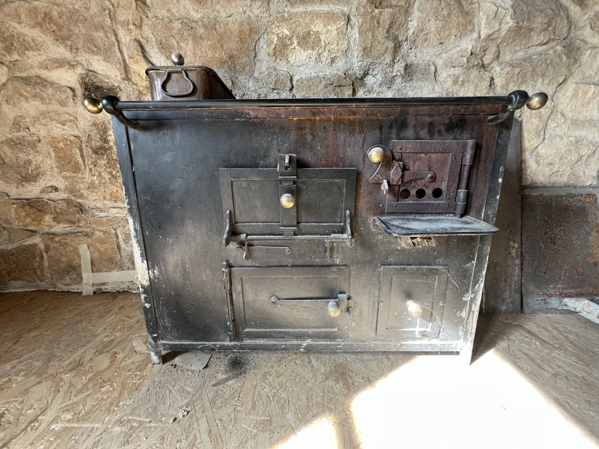 Altri mobili d'antiquariato: Antiker Ofen – Usato da Zeglingen venduto da -Factory-
