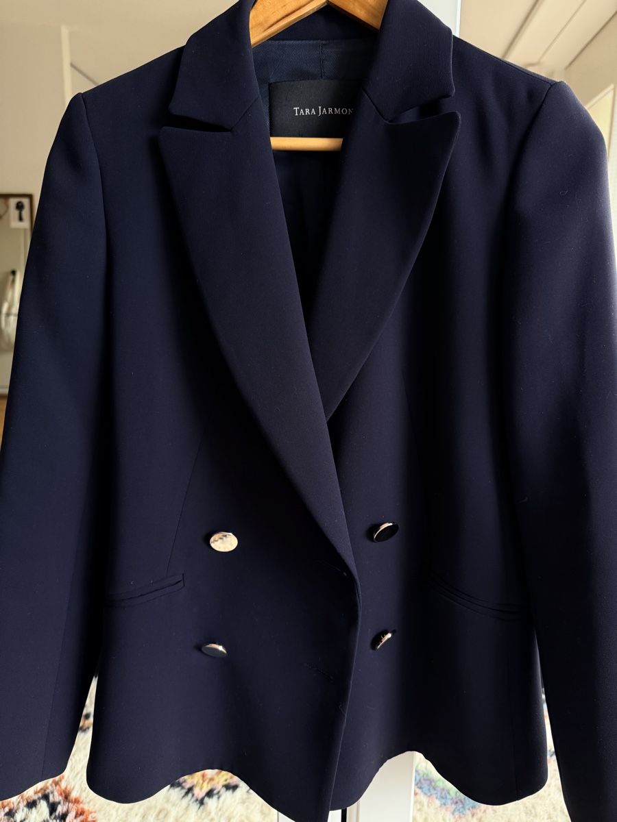 Tara Jarmon Giacche: Blazer tara jarmon – Usato da Lausanne venduto da Meganelausanne 1