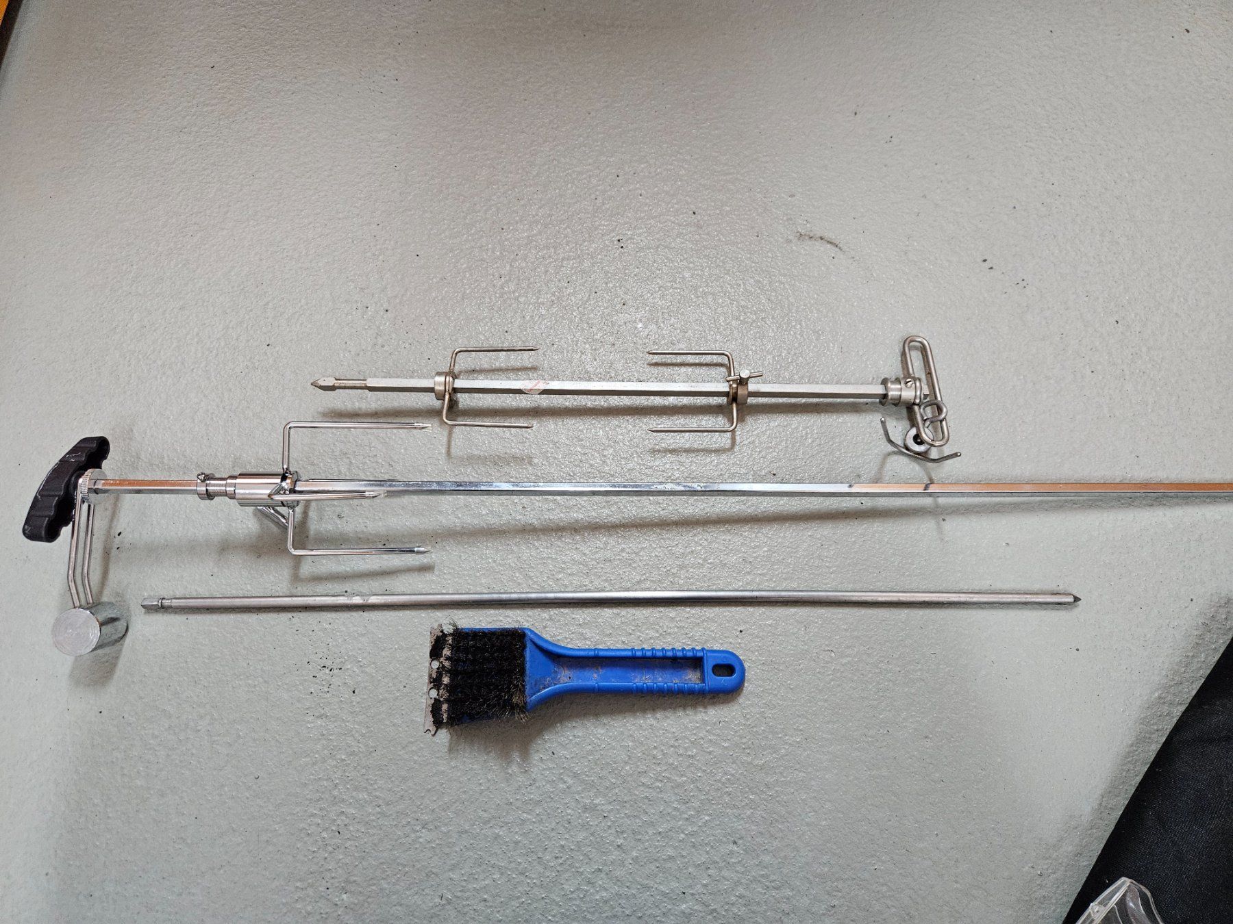 Griglie: Grill à gaz avec accessoires – Usato da Sion venduto da isa_line02 6