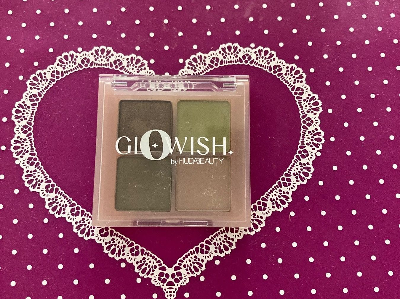 Huda Beauty Make-up: Palette Glowish by Huda Beauty – Usato da Baulmes venduto da cecile2201