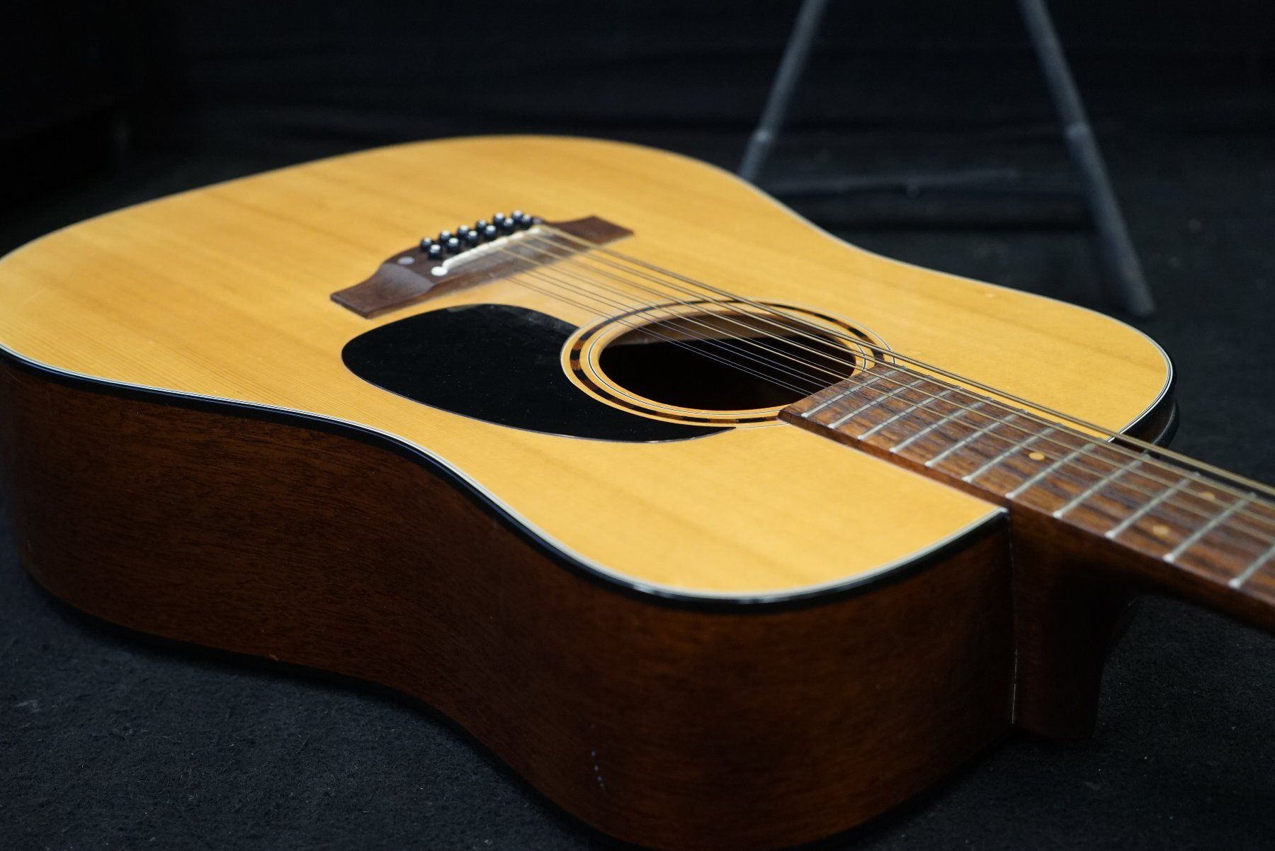 Takamine Strumenti musicali: Takamine EF-385 12 STRING Electro Acoustic Guitar – Usato da Ortschwaben venduto da Musictrade 3