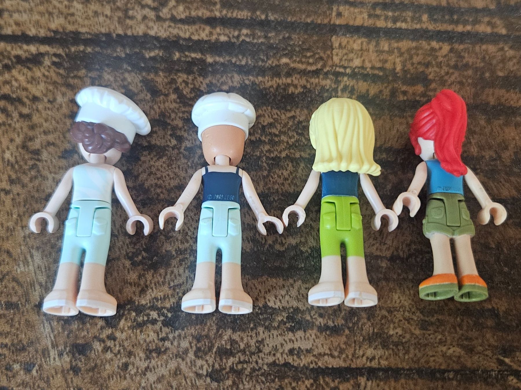 Lego Kit di costruzioni: lego friends lot de 4 figurines – Usato da Confignon venduto da Ecrofigs 1