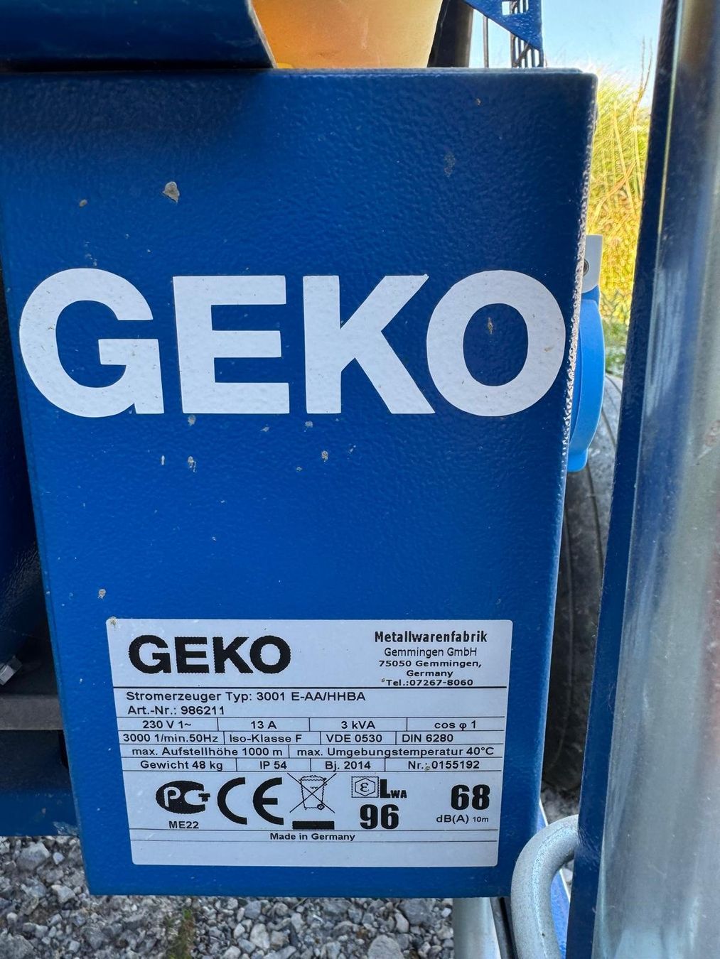 Générateurs de courant: GEKO Stromerzeuger Professionell 3001-E-AA-HHBA – D'occasion à Uznach par pfuis 4