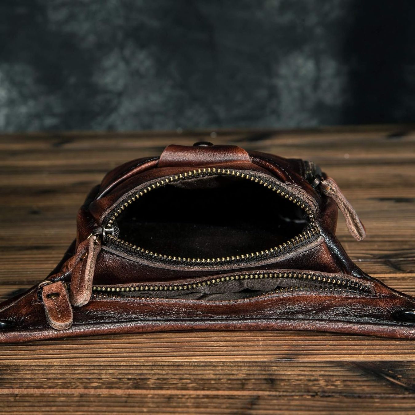 Sacs: Herren Echtes Leder Beintasche – Neuf avec emballage d'origine à Châtelaine par topshop.switzerland 4