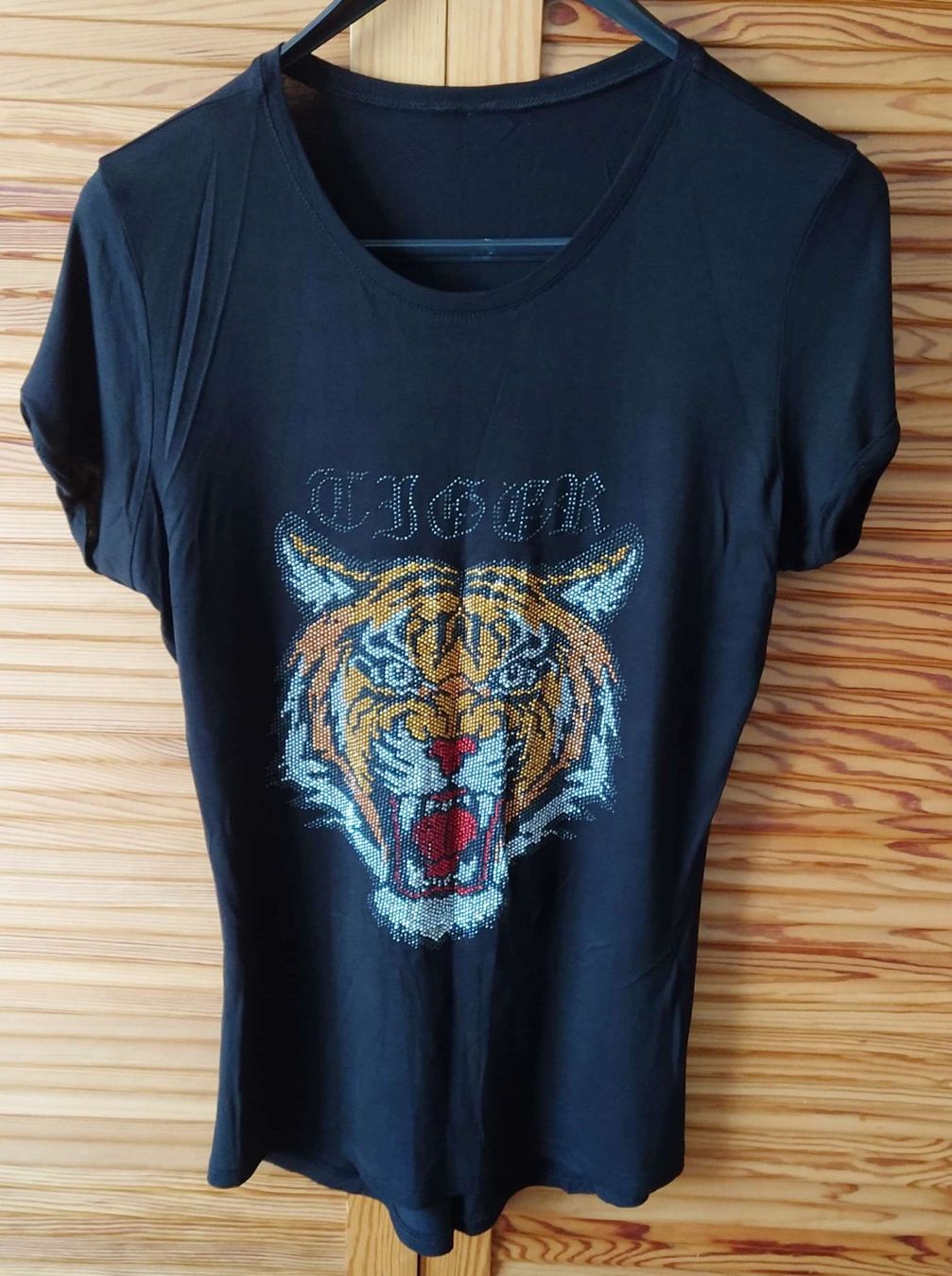 T-shirt: T-Shirt mit Strass Muster  - Grösse M - – Nuovo (secondo la descrizione) da Zürich venduto da 1-2-3-Kaufen 2