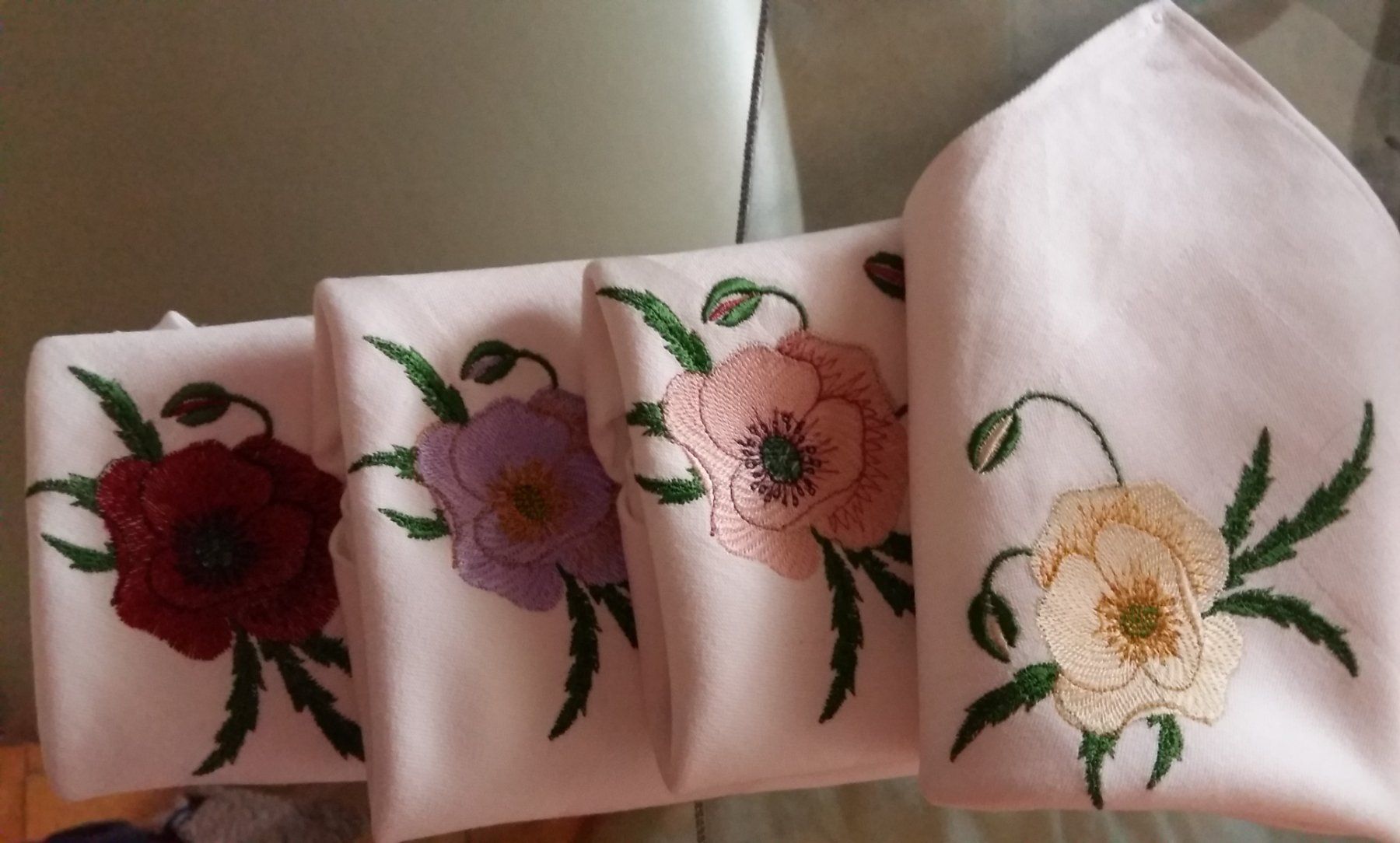 Servietten: Tischdekoration mit tollen Mohnblumen – Neu (gemäss Beschreibung) aus Riedholz von dekozauber 2