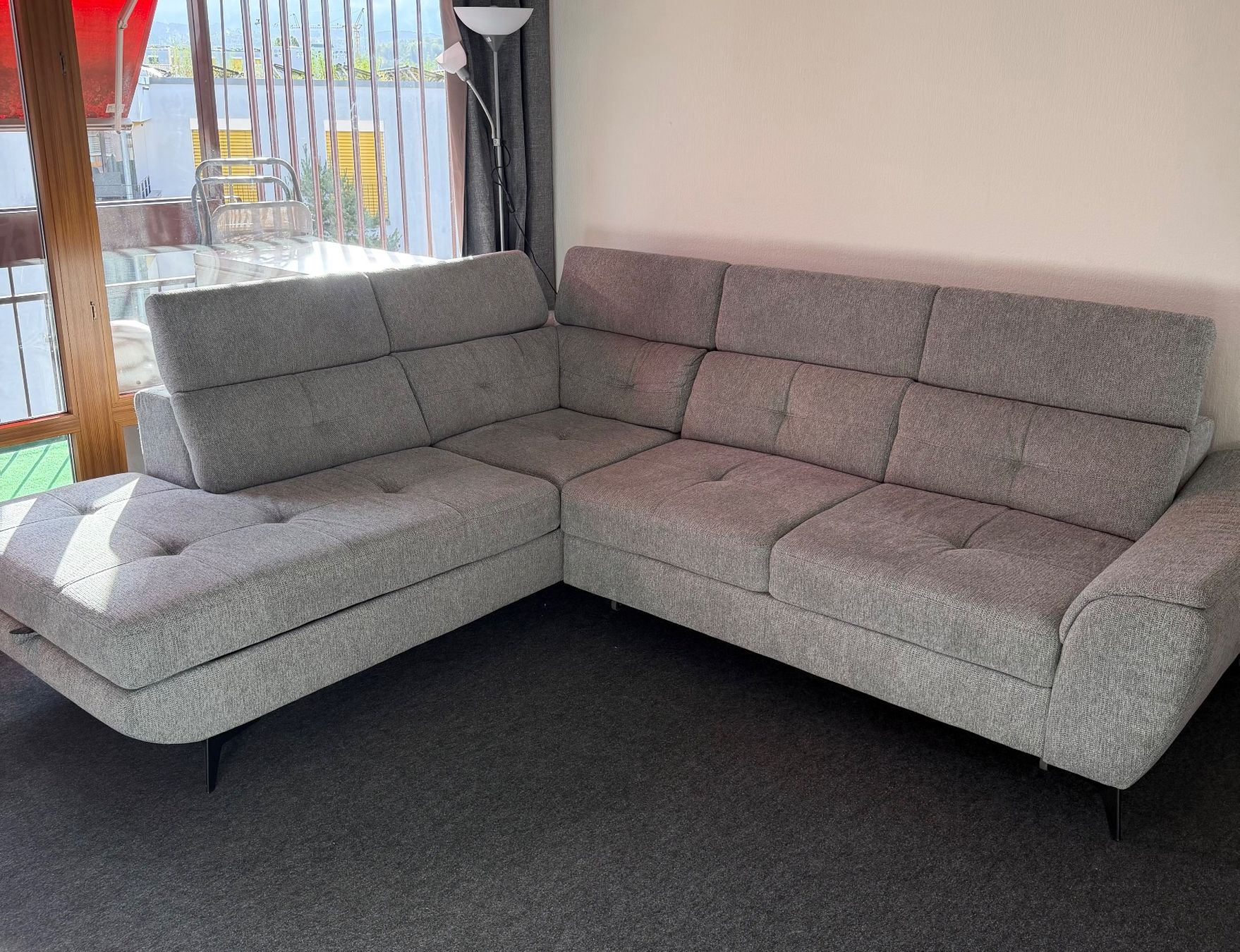 Sofas: Canapé d'angle SKAGAF – D'occasion à Lausanne par tes_8pn7