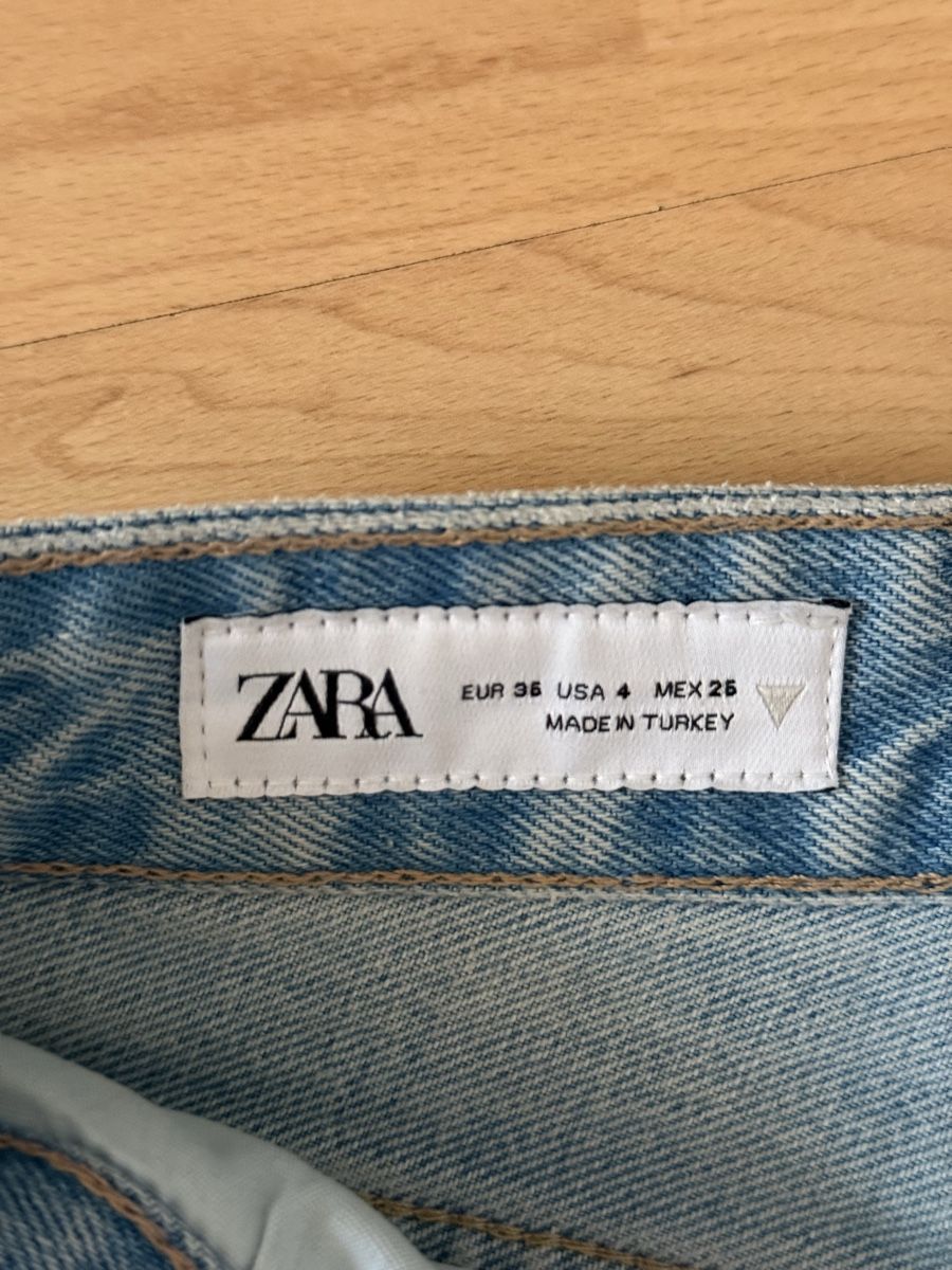 Jeans: Zara Jeans, Wide Leg, Gr. 36, hellblau – D'occasion à Laufen par famkiss