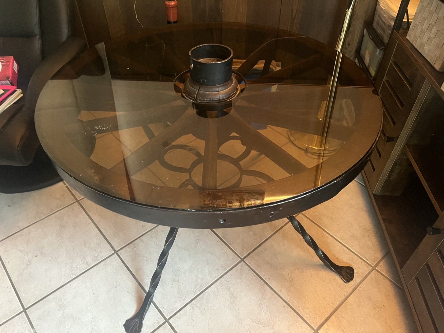 Tische: table de salon – Gebraucht aus St-URSANNE von jchoulm01