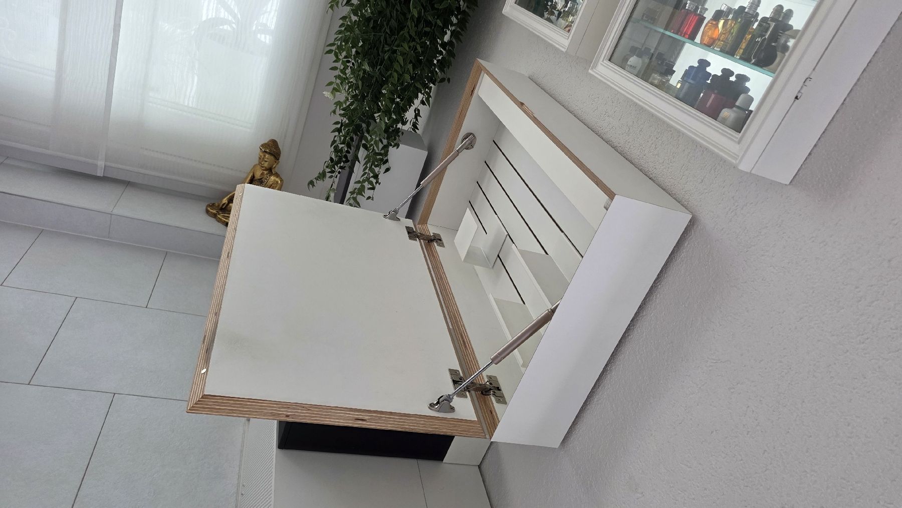 Scrivanie: Design Michael Higgers Wandsekretär – Usato da Nidau venduto da AbassH 5