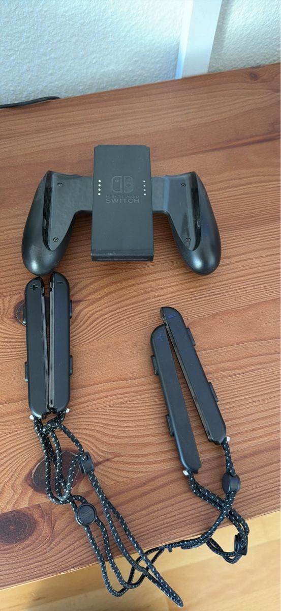 Nintendo Konsolen: Nintendo Switch Oled Model – Neu (gemäss Beschreibung) aus Jona von sabu19 3
