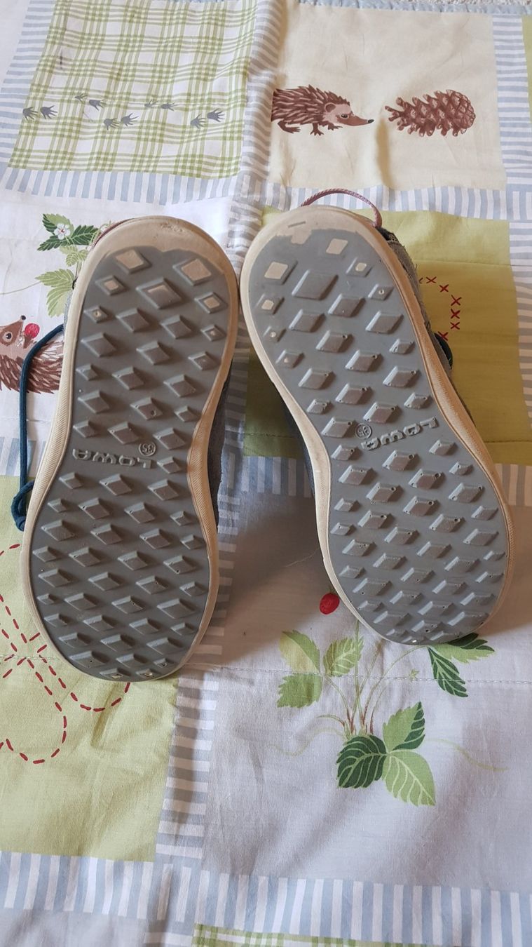 Lowa Schuhe für Mädchen: Lowa Winterschuhe Gr.35 – Gebraucht aus Luzern von silvermoon12 5