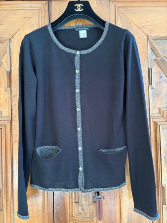 LAURA CLEMENT  Strickjacke 85% Wolle 10% Seide 5% Kaschmir
