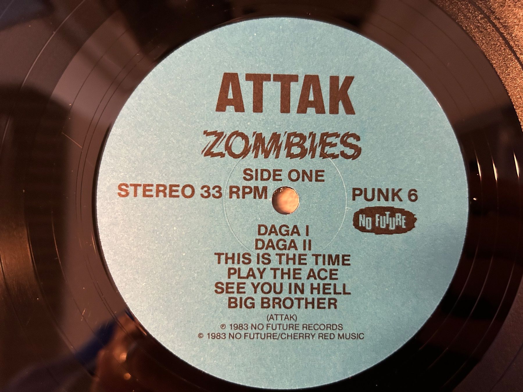 Dischi in vinile: Attak - Zombies  - Seltenes Vinyl – Usato da Aesch BL venduto da BlueMusicRecords 2