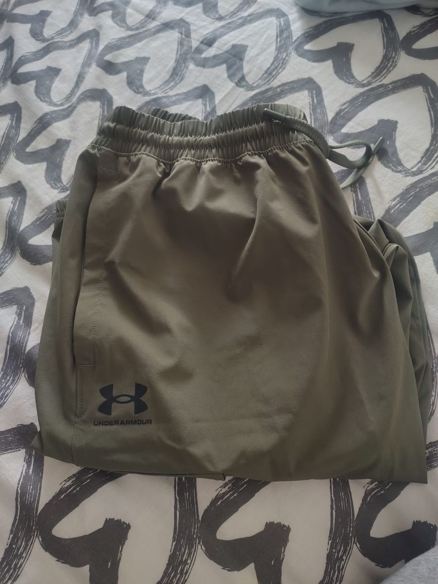 Pantaloni: Pantalon Under Armour – Nuovo (secondo la descrizione) da Begnins venduto da dia_m6l2 3