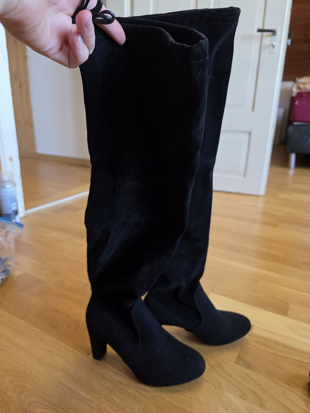 Scarpe da donna: Overknees Stiefel Gr.40 – Nuovo (secondo la descrizione) da Kirchberg SG venduto da Viperline