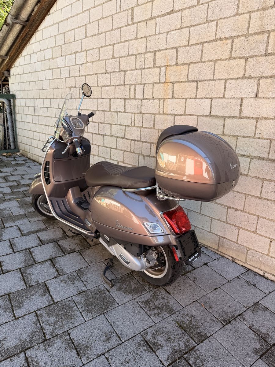 Vespa Scooters: Piaggo Vespa GTS 125 – Gebraucht aus Kirchleerau von kekev 2