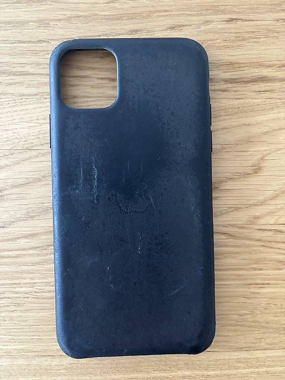 Apple Covers & Schutzfolien: Lederschutzhülle für iPhone 11 Pro Max – Gebraucht aus Ipsach von Cedritschy 2