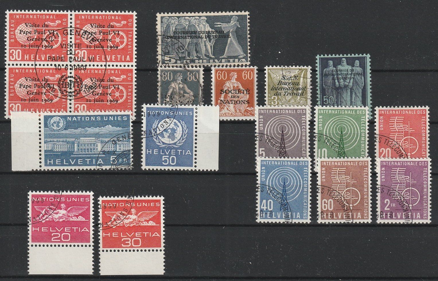 Tous les timbres: Steckkarte mit Dienstmarken – D'occasion à Jegenstorf par Wintersport