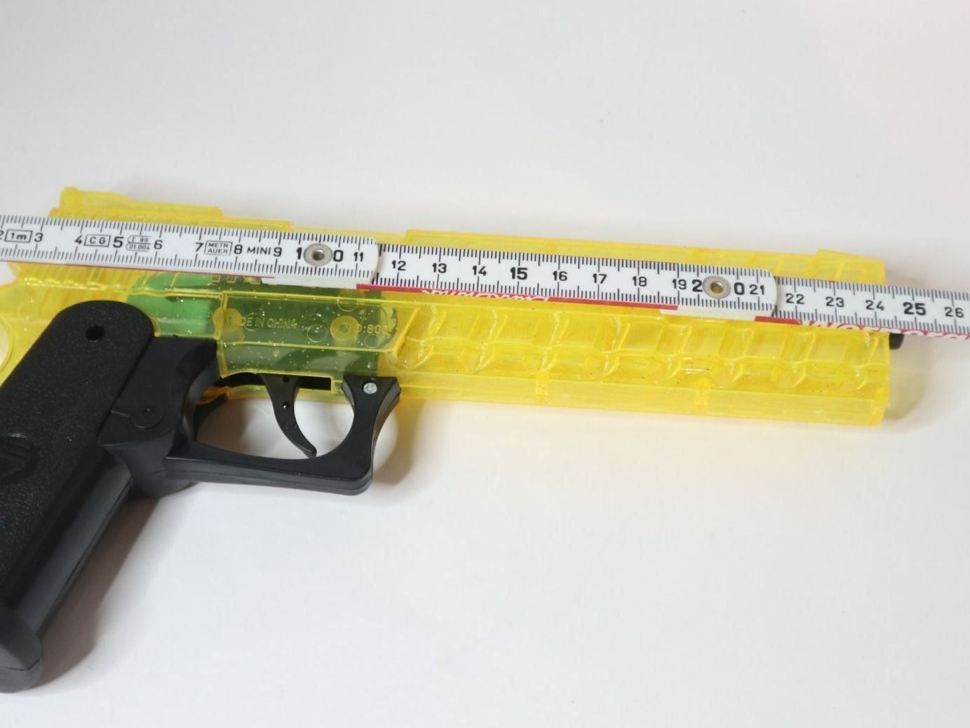 Spielzeuge: S & W Infinity Pistole Funkensprüh Effekt Sparkling Action – Neu und originalverpackt aus Eschenbach SG von Astalavista 2
