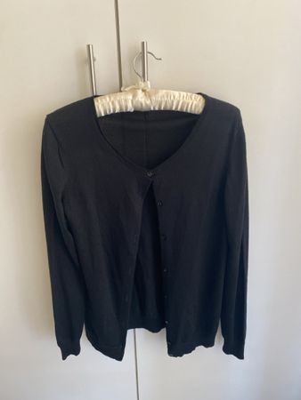 Damen Strickjacke schwarz Grösse M guter Zustand
