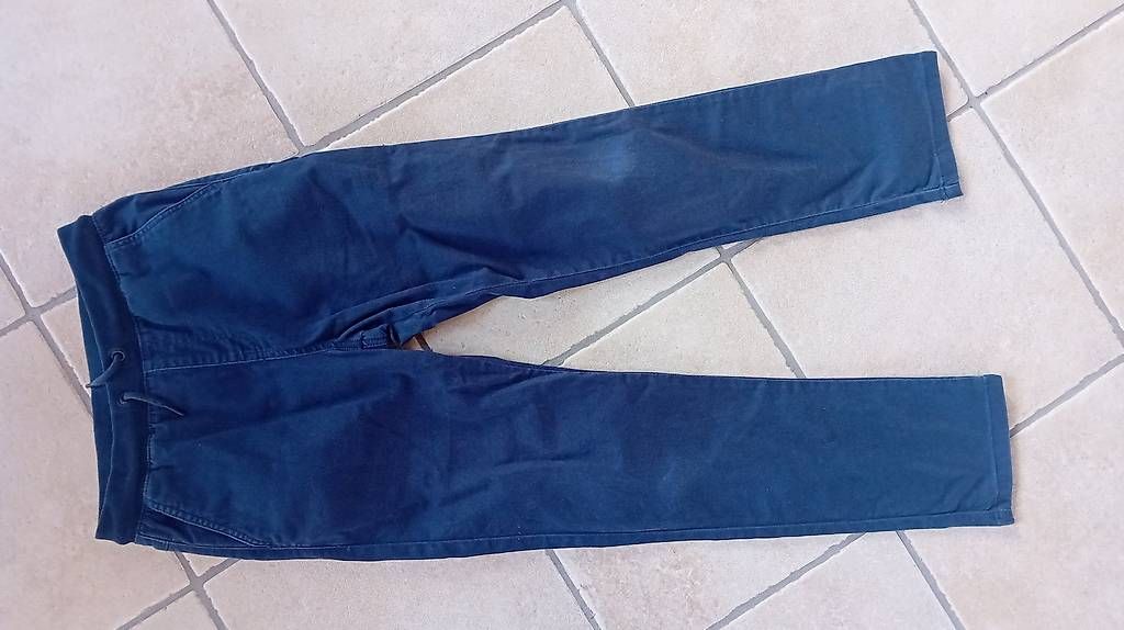 Pantaloni: Pantalon classique marine / 152 – Usato da Juriens venduto da Twist03