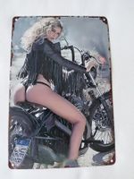 Metallschild Sexy Frau auf Motorrad / B-Ware / 30cm × 20cm
