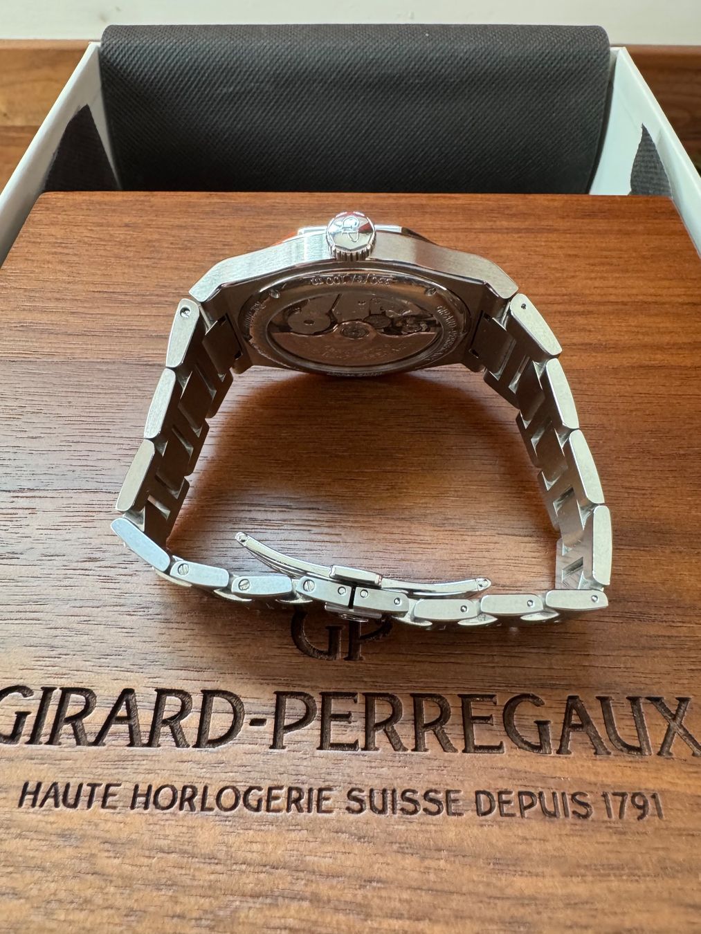 Girard-Perregaux Orologi: Girard Perregaux Laureato 42 mm, Infinity Edition – Usato da Wabern venduto da squ281 3