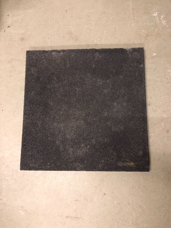 121 Gummi Platten für Garten, Spielplatz, 50 cm x 50 cm Kaufen auf