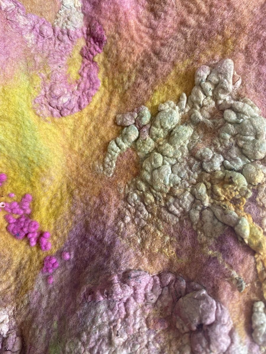 Foulards, Tücher & Schals: Écharpe feutré à la main - pièce unique – Neu und originalverpackt aus Randogne von BonnieG 5