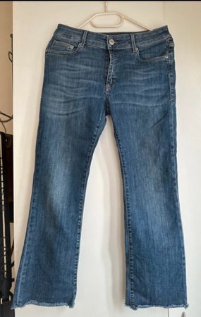 Care Label Jeans