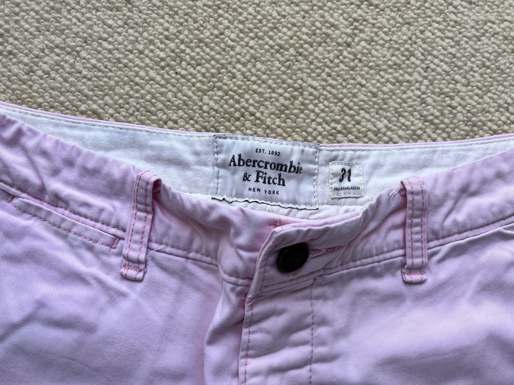Abercrombie Pantaloni: Abercrombie & Fitch shorts – Usato da Zürich venduto da Koska 1