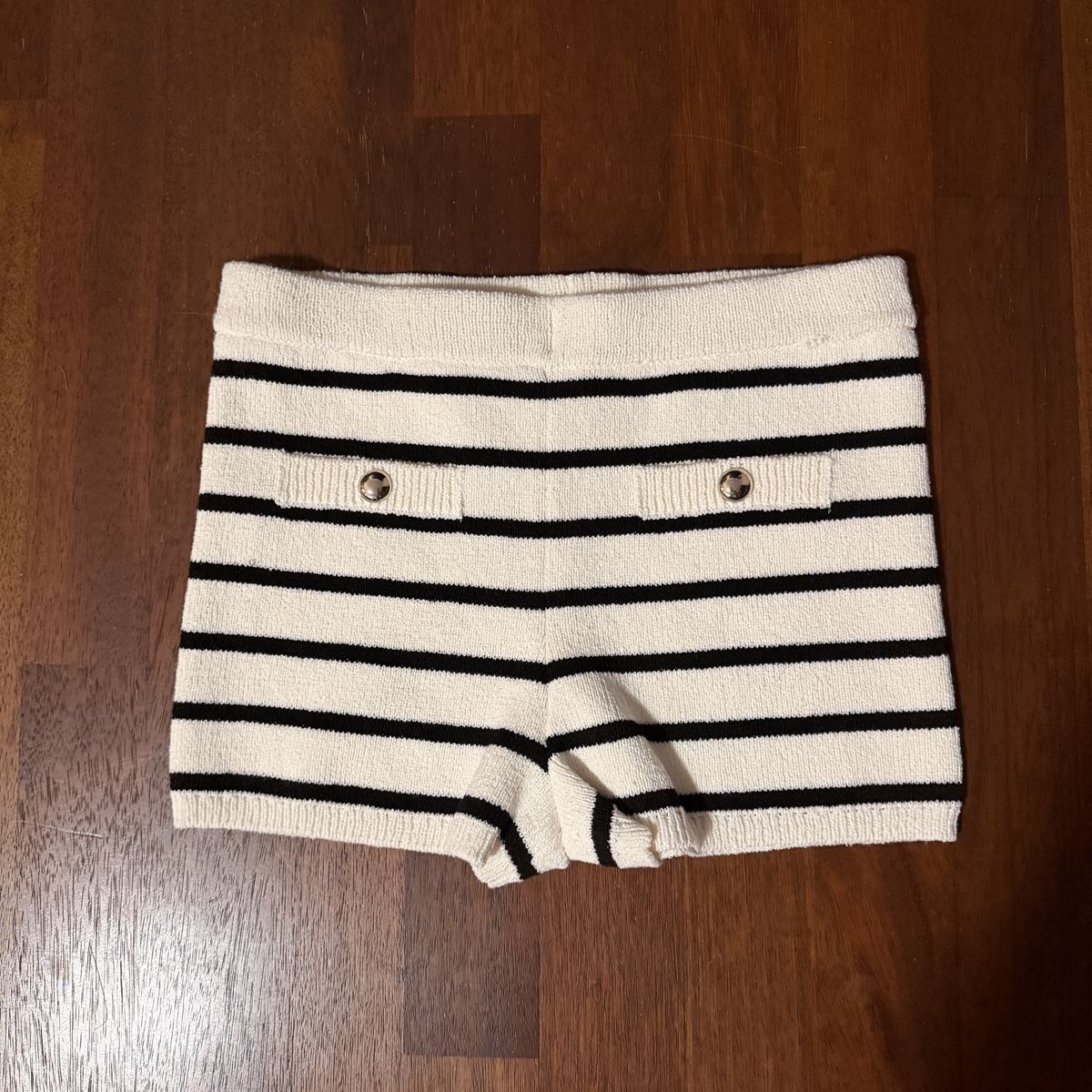 H&M Hosen: H&M | Shorts S – Neu und originalverpackt aus Uetikon am see von seller.2020