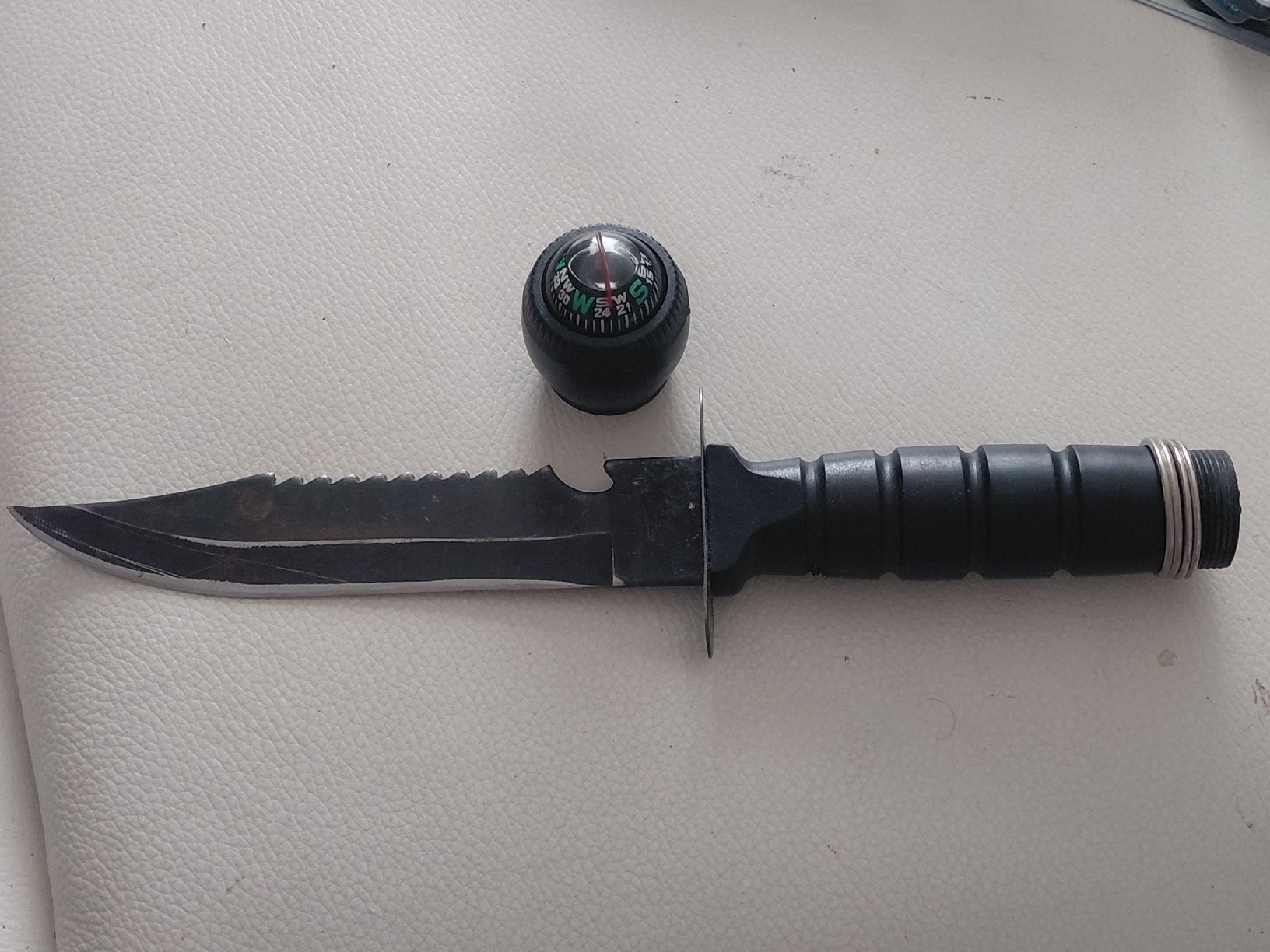 Zubehör: Survivalmesser mit Kompass und Scheide gebraucht – Gebraucht aus Belp von mar_76s8 4