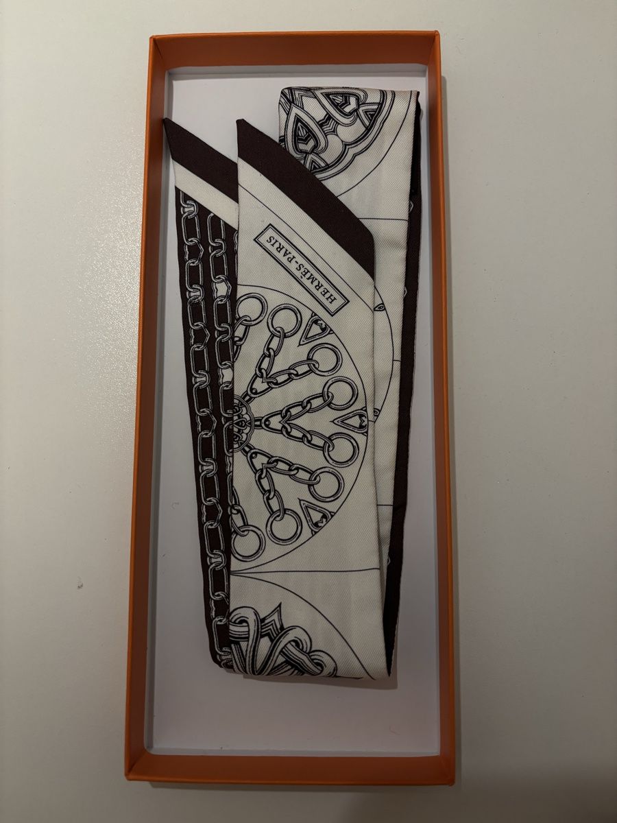Hermès Foulard & Sciarpe: Hermès Twilly Foulard – Nuovo e nell'imballaggio originale da Zollikon venduto da han_rvt8