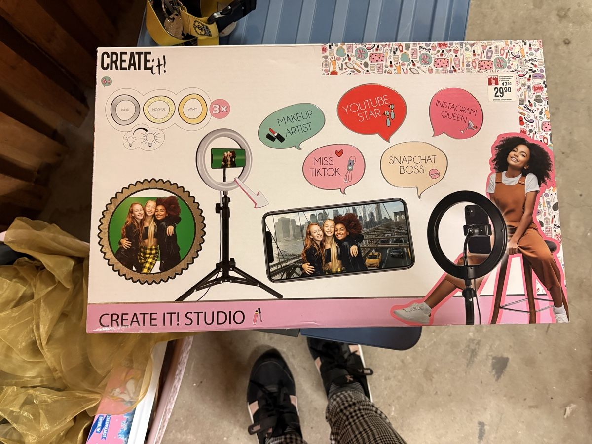 Sonstiges Zubehör: Green Screen Create it Studio – Neu und originalverpackt aus Basel von alisha.beuggert 1