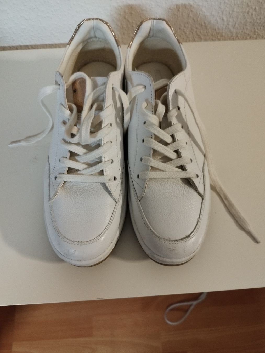 Scarpe da donna: Weisse Sneaker Gr. 40 – Usato da Geroldswil venduto da TopFindsSwiss 1