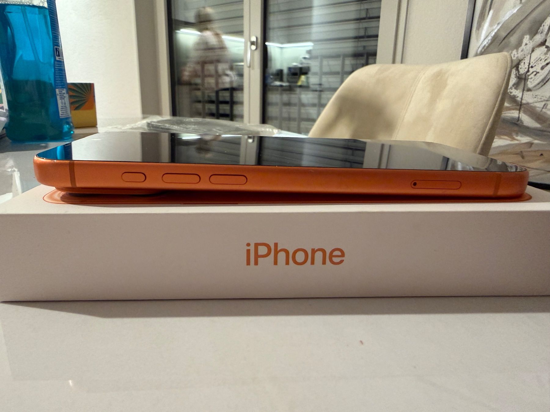 Apple Handys / Smartphones: iPhone 17 Pro Max 256GB Cosmic Orange – Gebraucht aus Brunnen von joc_2xg9 2